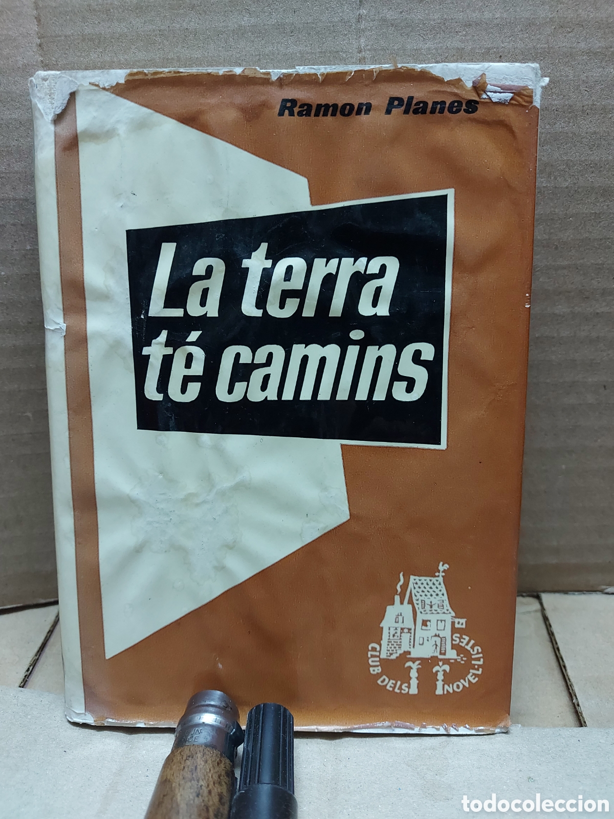 Libros de segunda mano: LA TERRA DE CAMINS any 1971 - Foto 1