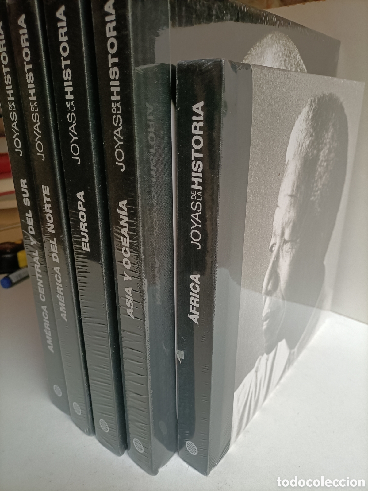 Libros de segunda mano: Joyas de la historia. Planeta 2018. 5 Tomos - Foto 1