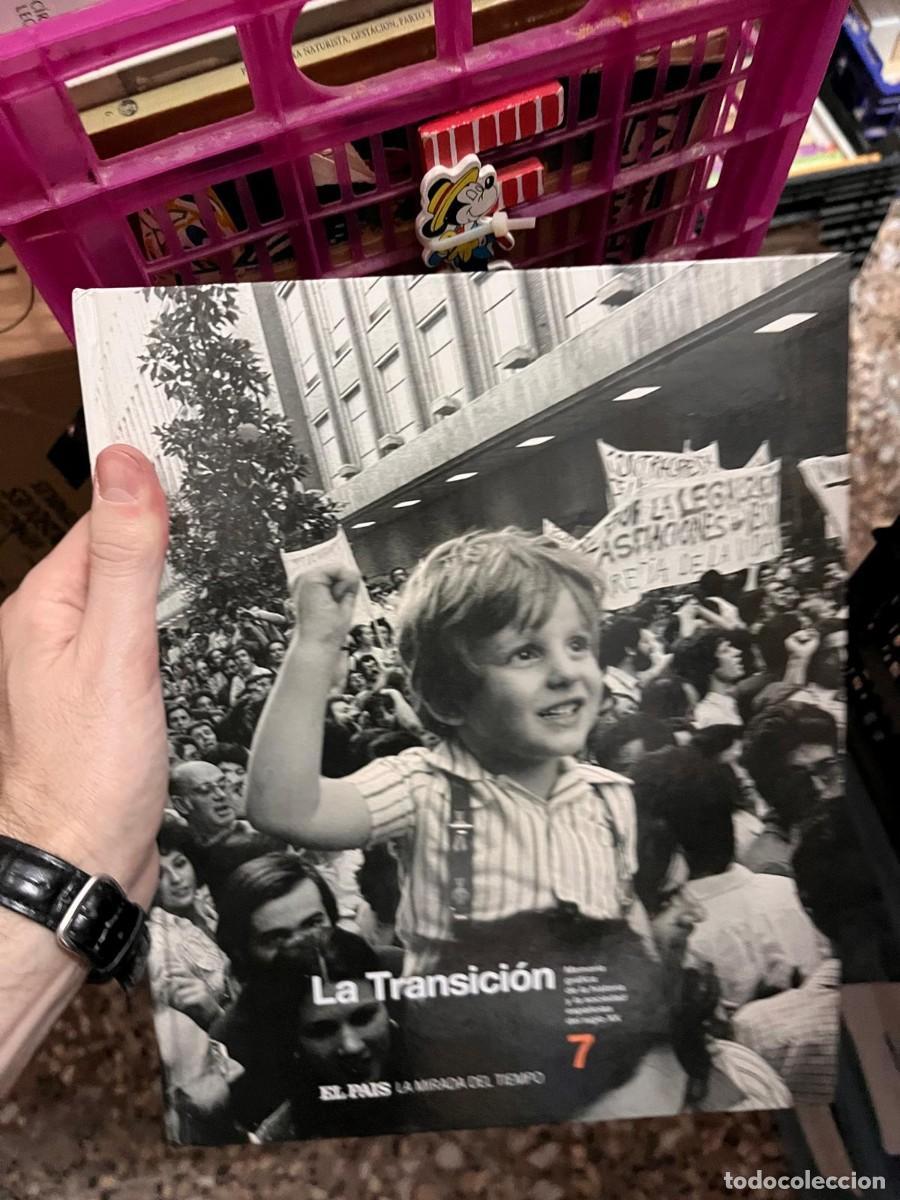 Libros de segunda mano: LA TRANSICION, LIBRO EN CARTONE EN FORMATO GRANDE - Foto 1