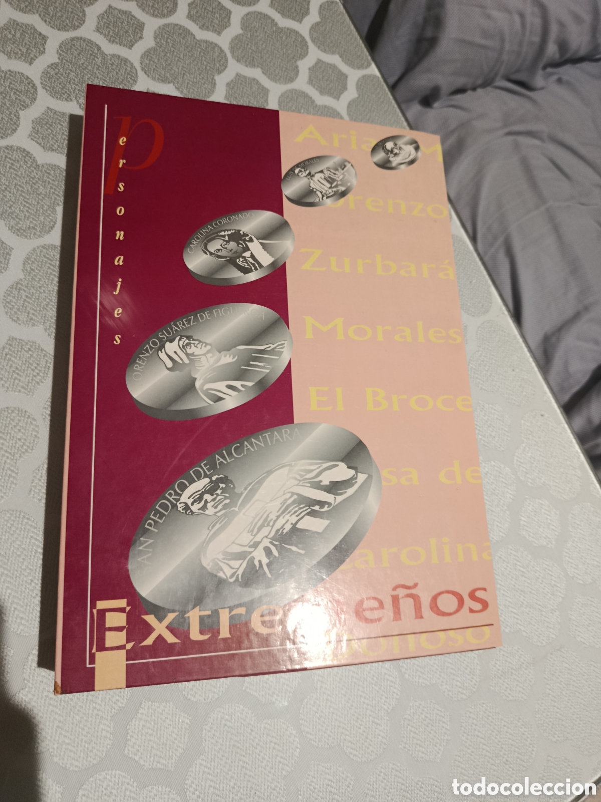 Libros de segunda mano: Fasc&iacute;culos extreme&ntilde;os ilustres - Foto 1