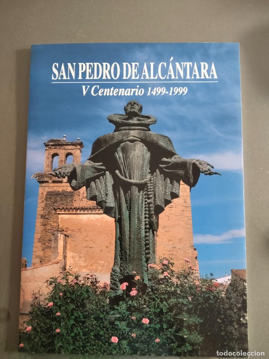 Libros de segunda mano: San Pedro de Alc&aacute;ntara. V Centenario. Carpeta 12 reproducciones fotogr&aacute;ficas. Asamblea Extremadura.