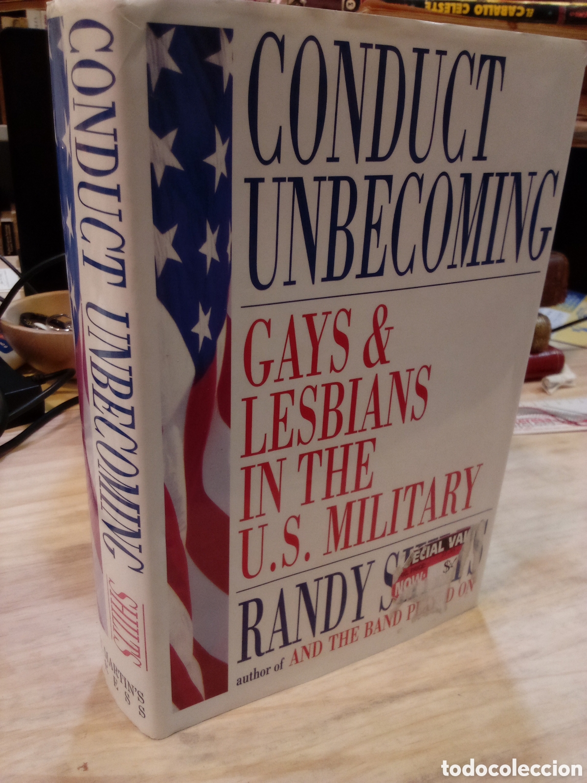 Livros em segunda m&atilde;o: Randy Shilts - conduct unbecoming Gays Lesbians in the U.S. military