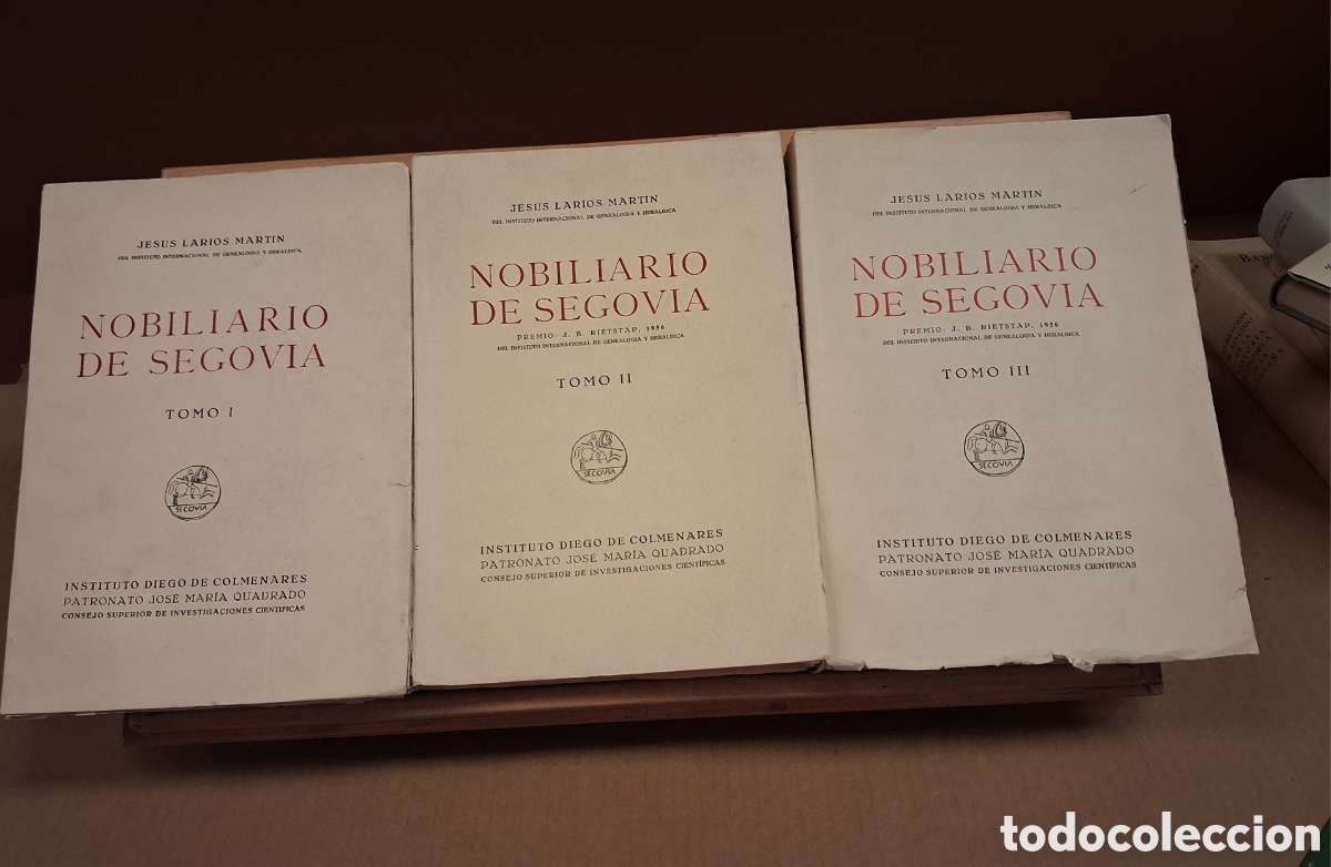 Libros de segunda mano: NOBILIARIO DE SEGOVIA. JESUS LARIOS MARTIN 1959.