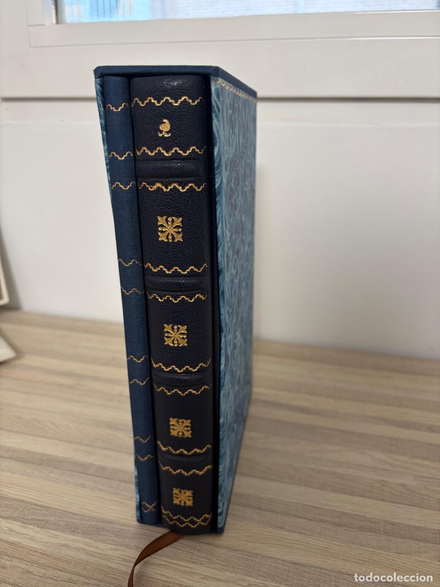 Libros de segunda mano: Facs&iacute;mil libro de horas de Carlos V