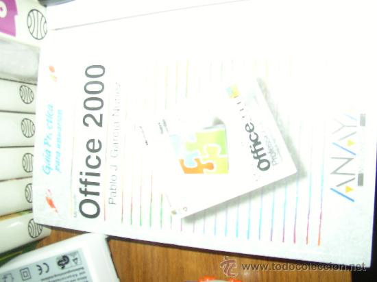 Libros de segunda mano: MANUAL MICROSOFT OFFICE 2000 - GU&Iacute;A PR&Aacute;CTICA PARA USUARIOS - DE ANAYA MULTIMEDIA - Foto 1