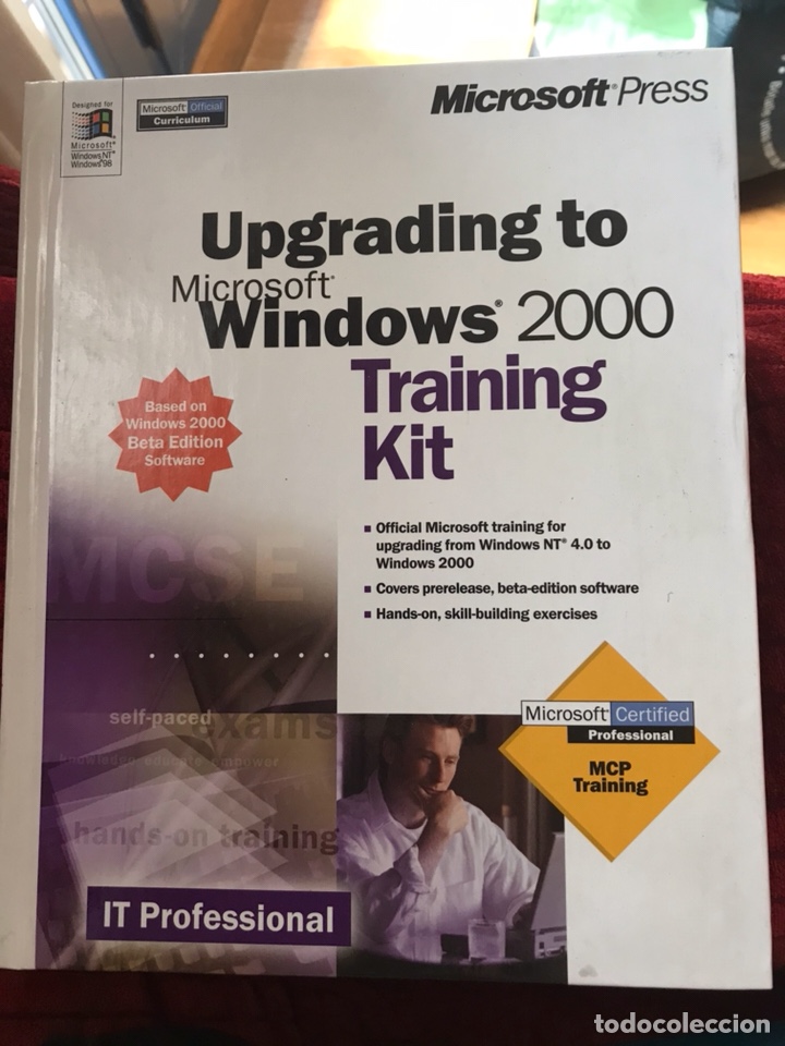 Libros de segunda mano: Upgrading to Microsoft Windows 2000 - Foto 1