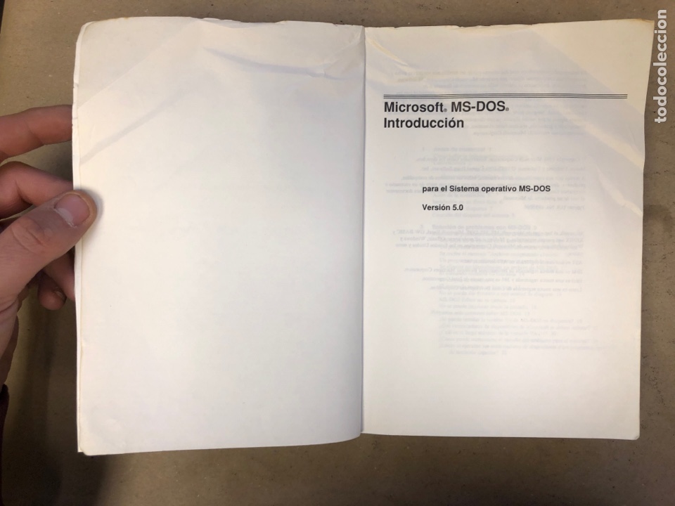 Libros de segunda mano: MICROSOFT MS-DOS. INTRODUCCI&Oacute;N, MANUAL DEL USUARIO Y REFERENCIA. SISTEMA OPERA MS-DOS VERSI&Oacute;N 5.0 - Foto 2
