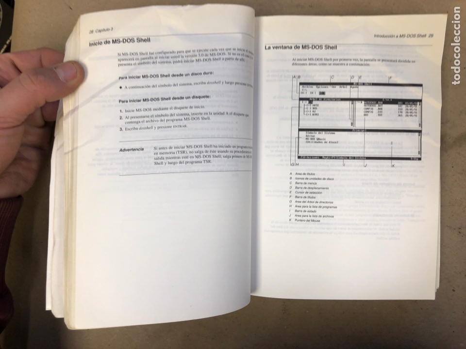 Libros de segunda mano: MICROSOFT MS-DOS. INTRODUCCI&Oacute;N, MANUAL DEL USUARIO Y REFERENCIA. SISTEMA OPERA MS-DOS VERSI&Oacute;N 5.0 - Foto 3