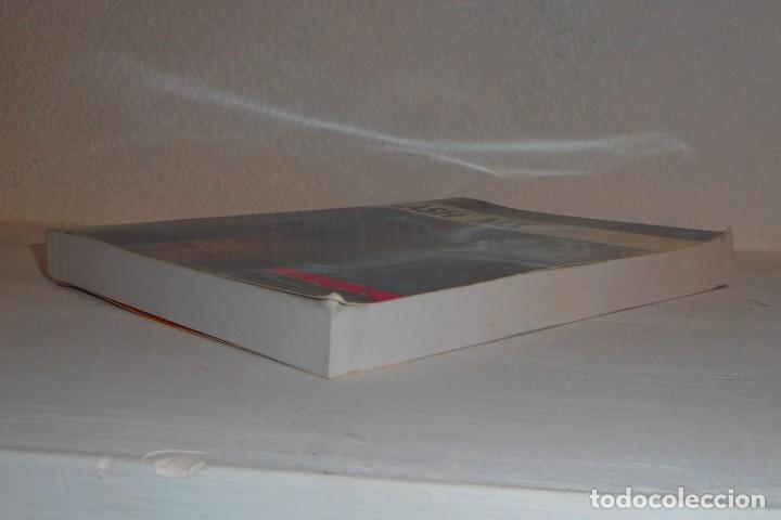 Libros de segunda mano: LIBRO FLASH MX EDITORIAL ENI 2002 LA COLECCI&Oacute;N STUDIO FACTORY - Foto 3