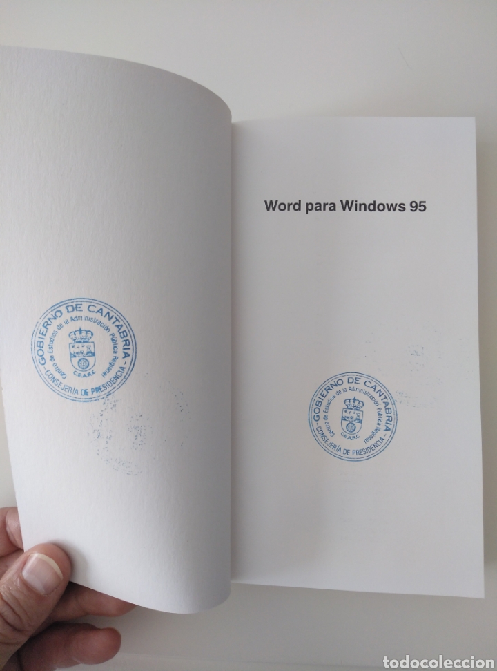 Libros de segunda mano: Gu&iacute;a pr&aacute;ctica de Word para Windows 95. Anaya Multimedia 1997 - Foto 3