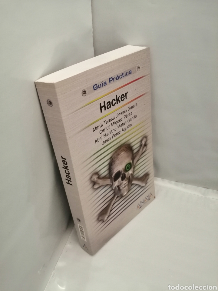 Libros de segunda mano: HACKER. Gu&iacute;a Pr&aacute;ctica - Foto 3
