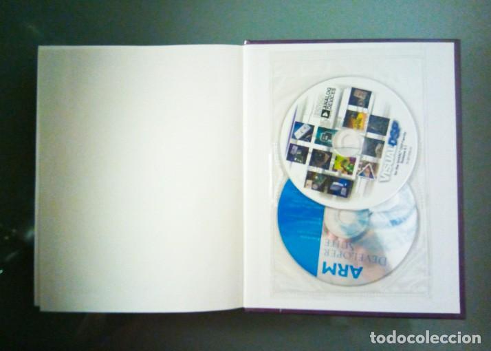 Libros de segunda mano: COMPUTERS AS COMPONENTS / WAYNE WOLF / FIRST EDITION / 2001 / 656 paginas + 2 CDs - Foto 3