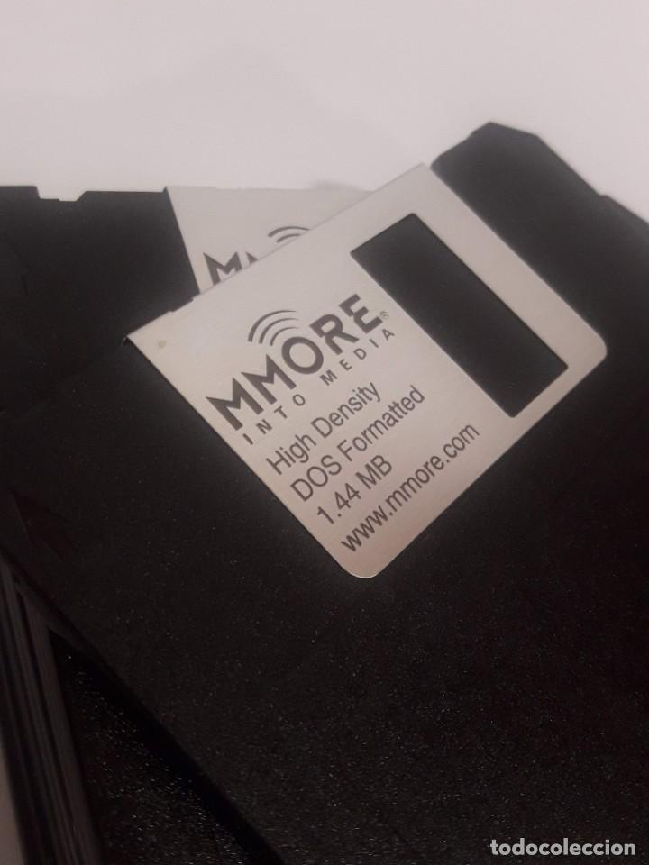 Libros de segunda mano: DISQUETES MMORE - Foto 1