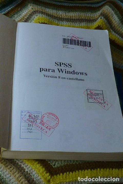 Libros de segunda mano: SPSS para WINDOWS - version 8 en espa&ntilde;ol - editorial Paraninfo 1998 - 820 gramos - Foto 2