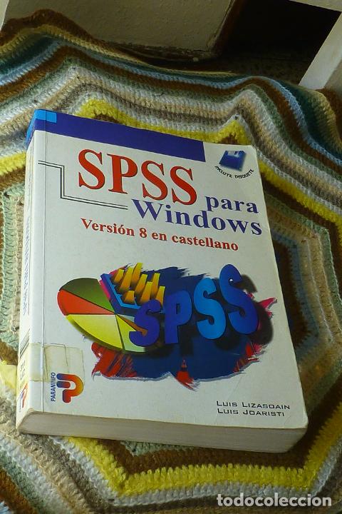Libros de segunda mano: SPSS para WINDOWS - version 8 en espa&ntilde;ol - editorial Paraninfo 1998 - 820 gramos - Foto 1
