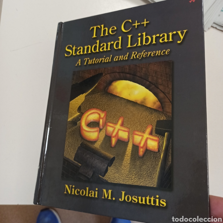 Libros de segunda mano: The C++ Standard Library (Nicolai Josuttis). En Ingl&eacute;s - Foto 1