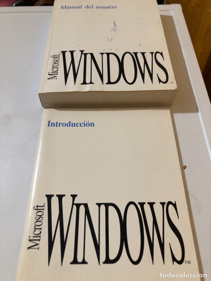 Libros de segunda mano: Manual del usuario e introducci&oacute;n MICROSOFT WINDOWS - Foto 1