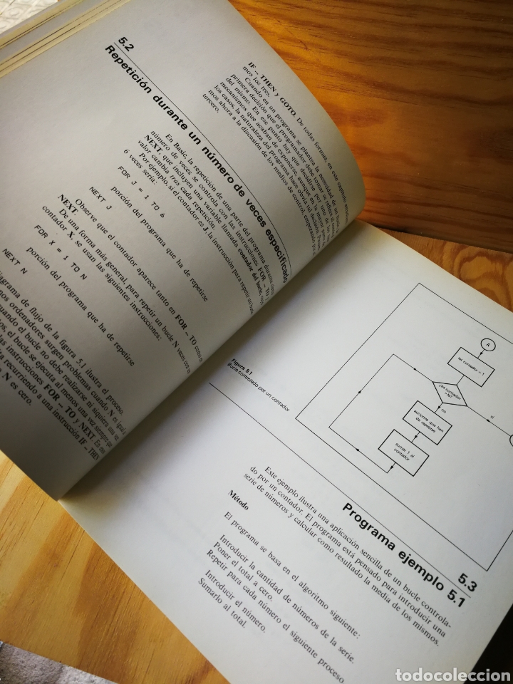 Libros de segunda mano: PROGRAMACI&Oacute;N AVANZADA EN BASIC- PETER BISHOP, EDICIONES ANAYA. 1985. - Foto 2