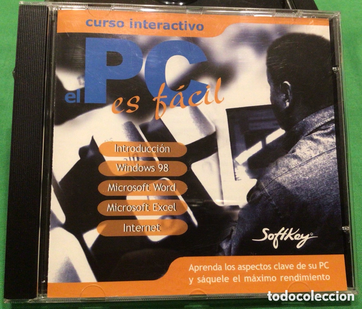Libros de segunda mano: PC es f&aacute;cil. CD-Rom (Guia Windows 95/98) - Foto 1