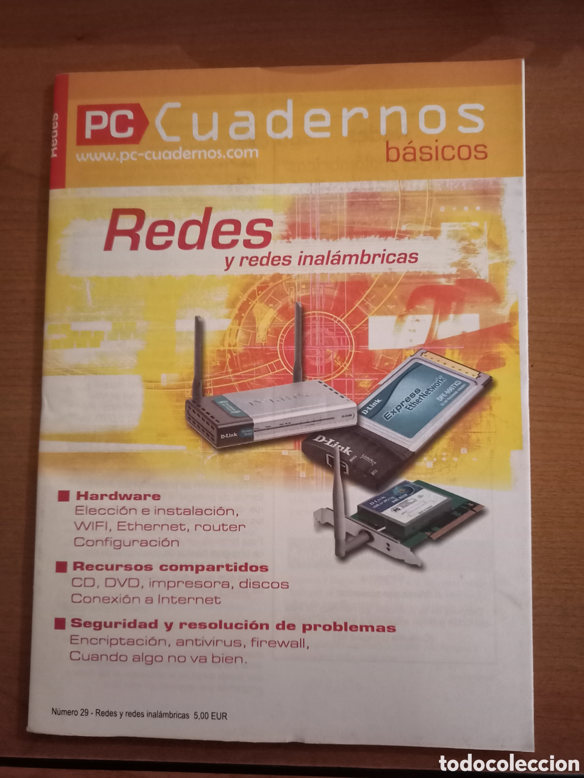 Libros de segunda mano: Pc cuadernos t&eacute;cnicos Redes y redes inal&aacute;mbricas - Foto 1