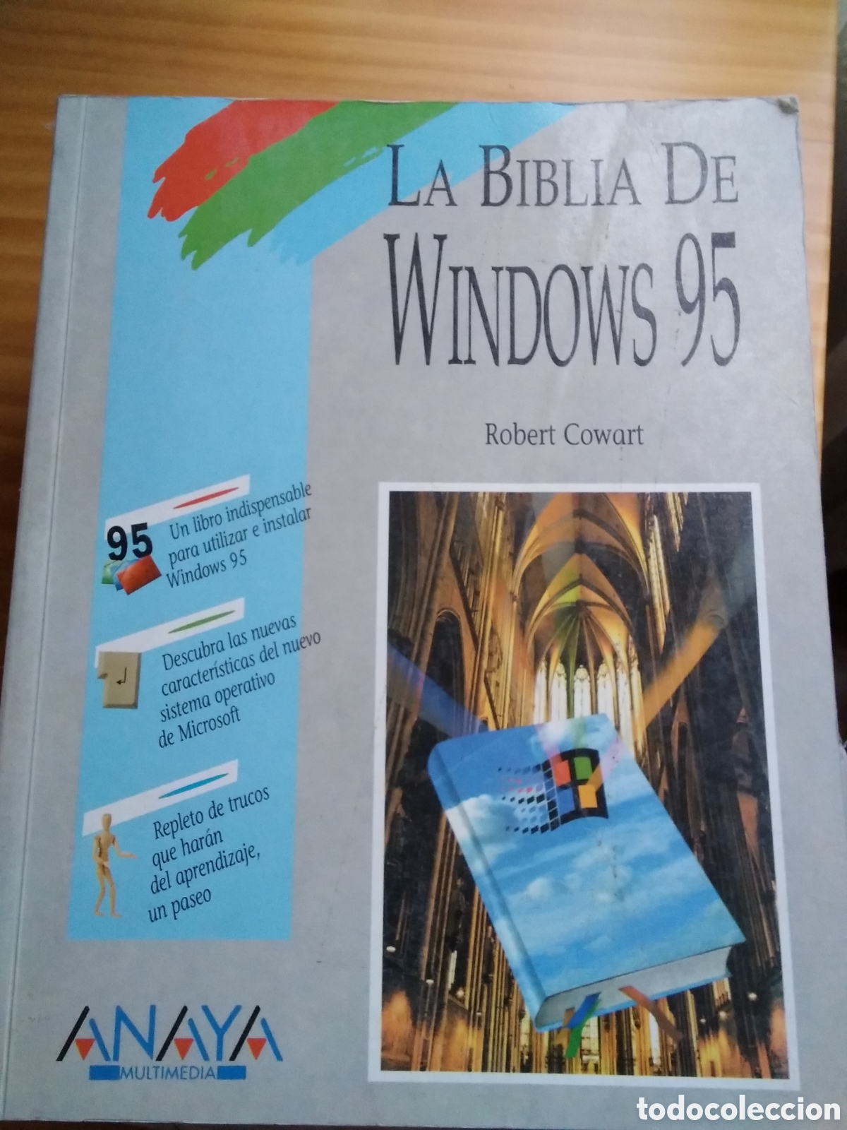 Libros de segunda mano: La biblia de Windows 95 edita anaya - Foto 1