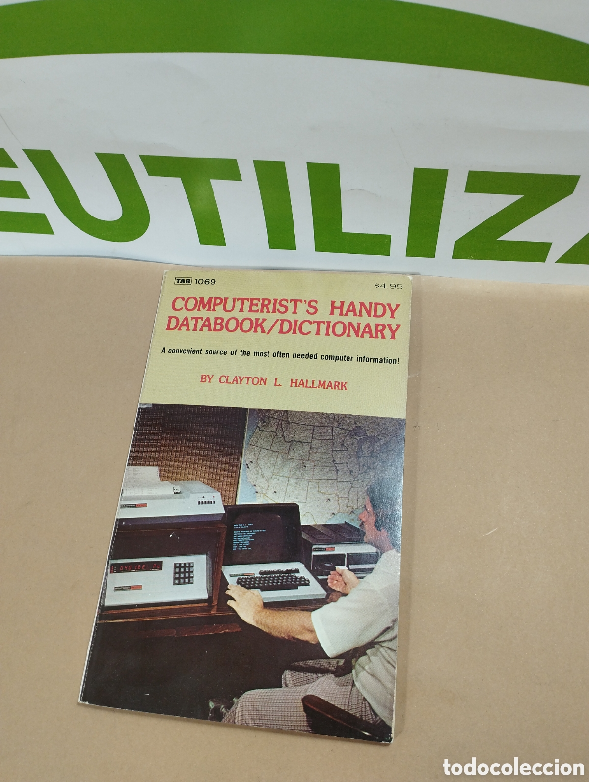 Libros de segunda mano: Computerists handy databook/ Dictionary. - Foto 1
