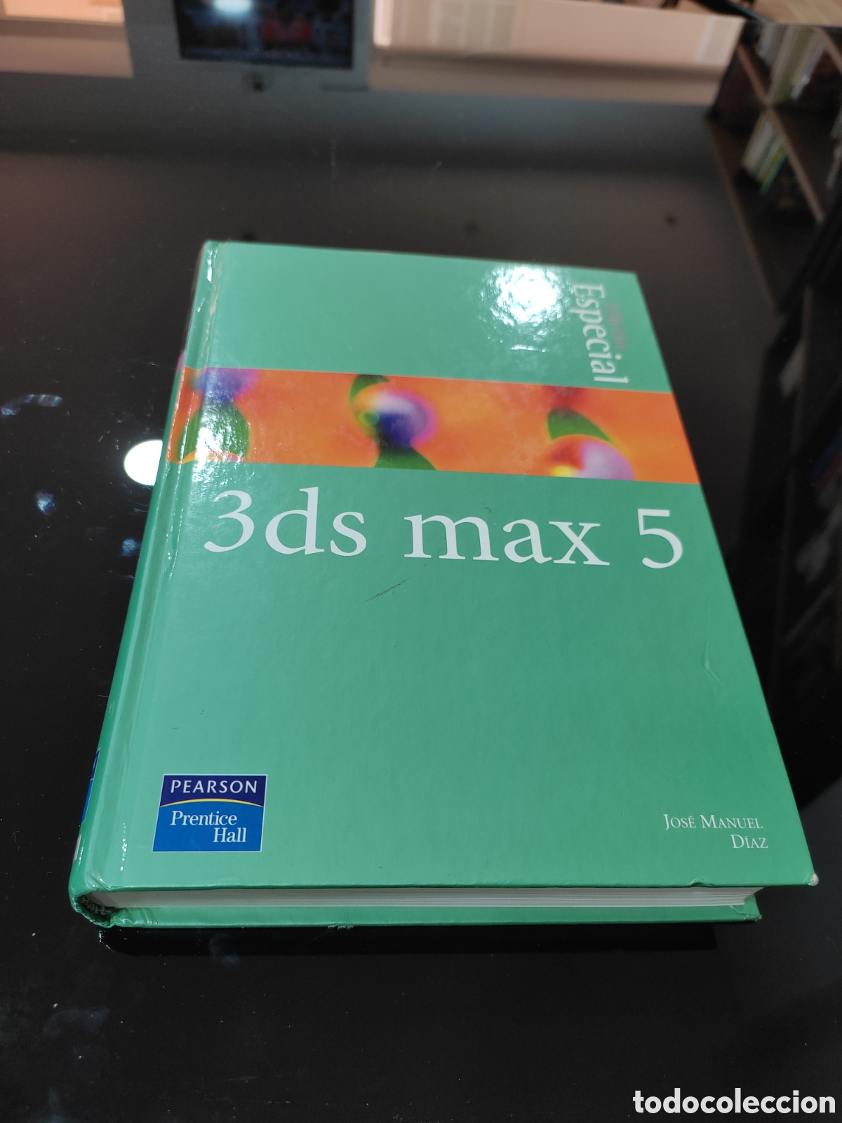 Libros de segunda mano: 3ds Max 5. Jos&eacute; Manuel D&iacute;az - Foto 1