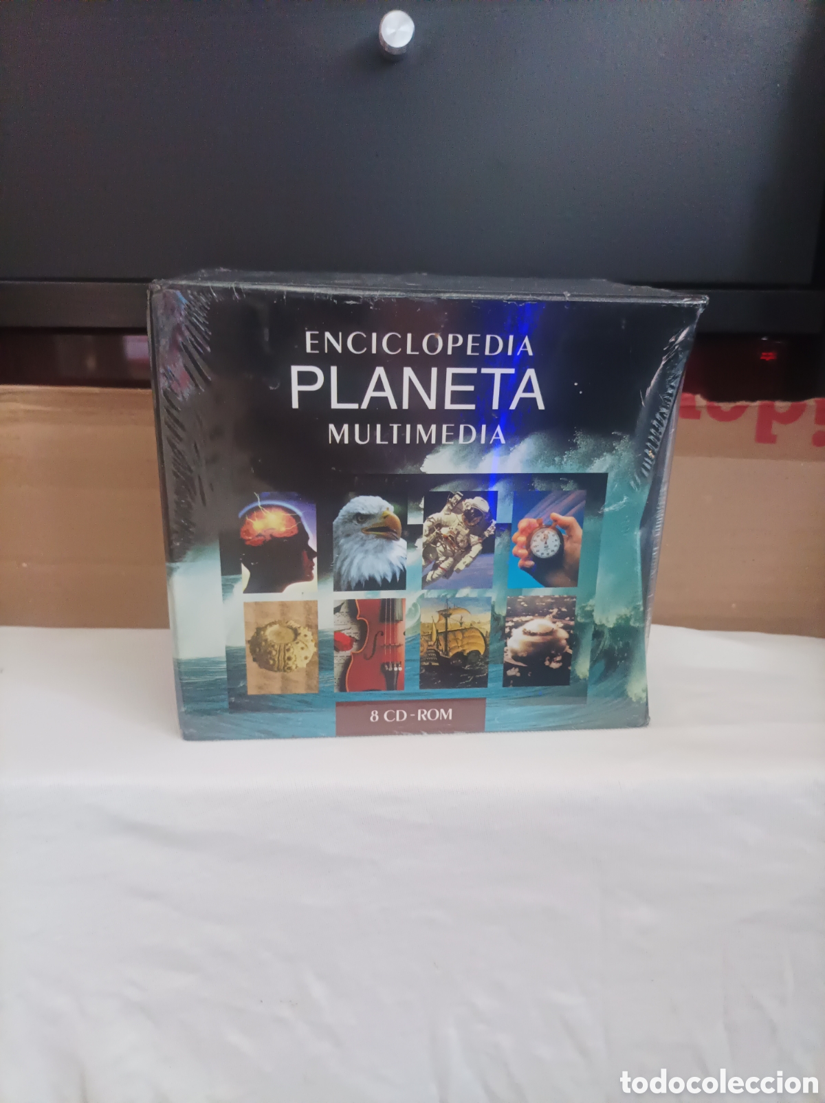 Libros de segunda mano: Enciclopedia planeta multimedia 8 CD-ROM-precintado - Foto 1