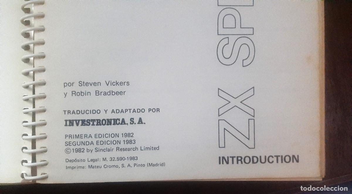 Libros de segunda mano: PACK 2 Libros Sinclair ZX Spectrum Introduction / Basic Programming (Texto en espa&ntilde;ol) - 1983 - Foto 3