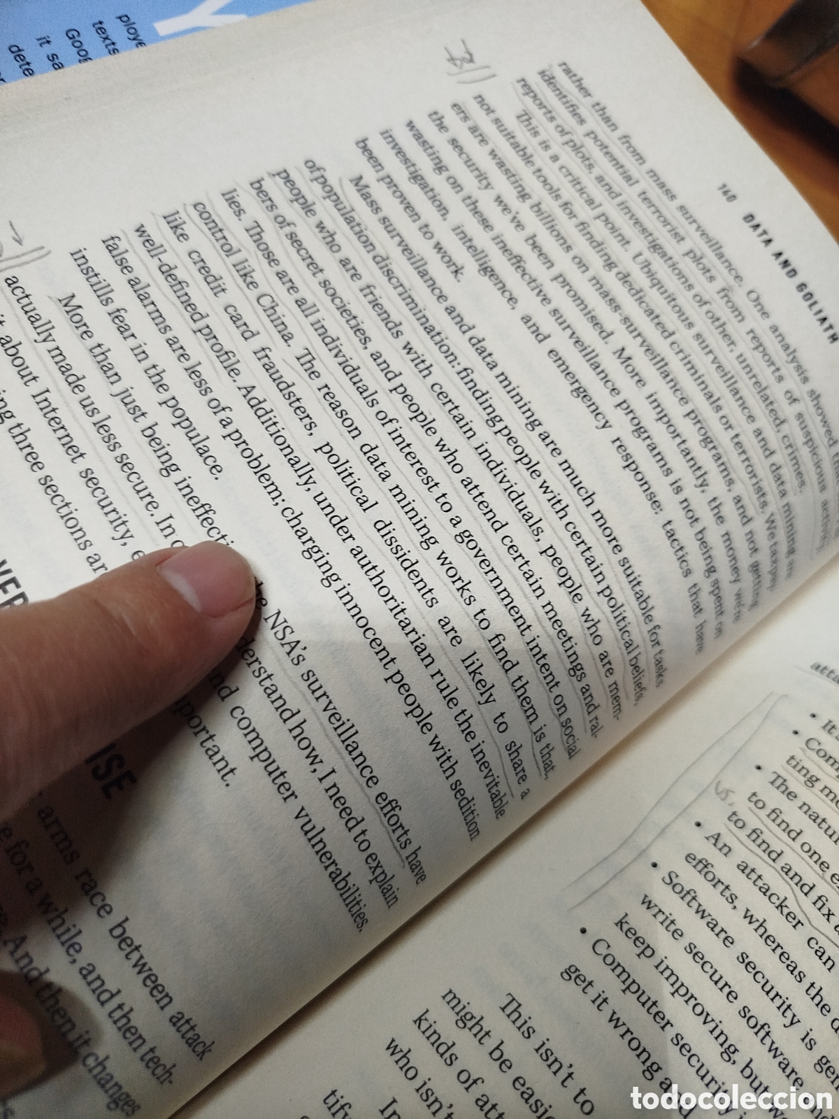 Libros de segunda mano: Data and goliath. Bruce schneier. Malcom gladwell - Foto 3