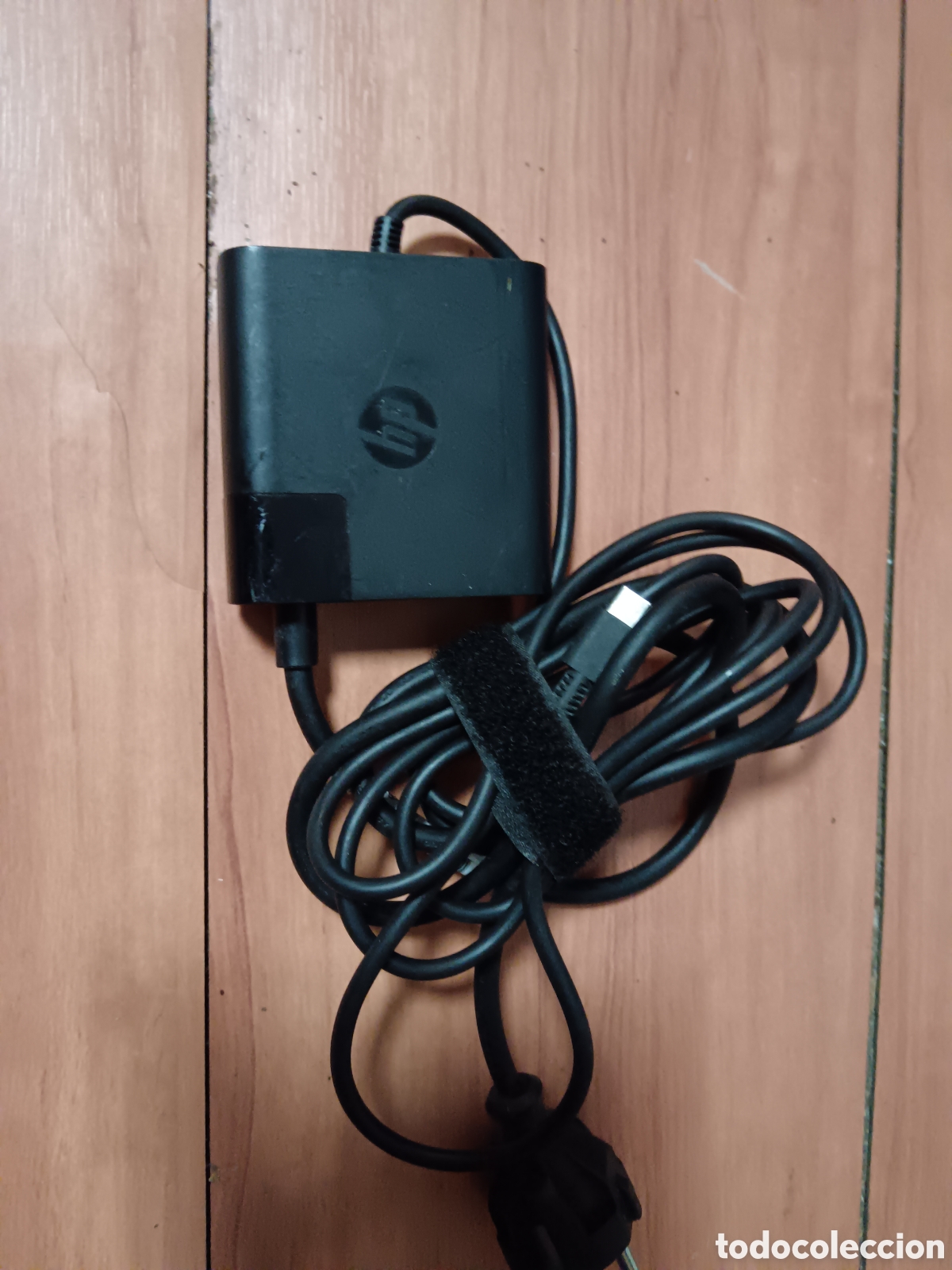 Libros de segunda mano: Cargador port&aacute;til HP 65w