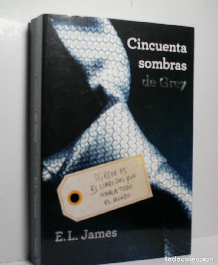 Libros de segunda mano: CINCUENTA SOMBRAS DE GREY. JAMES E. L. 2012 - Foto 1