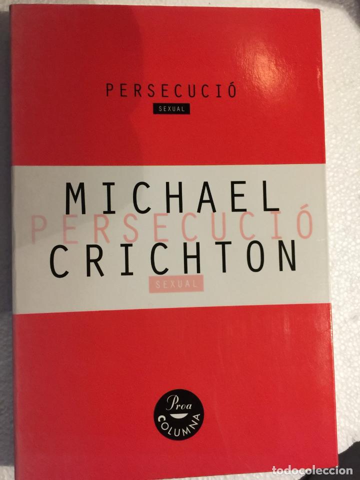 Libros de segunda mano: Persecuci&oacute; sexual - Michael Crichton - Foto 1