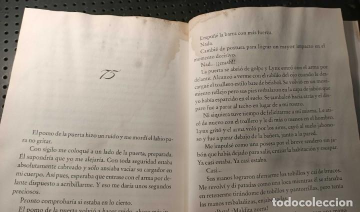 Libros de segunda mano: LIBRO: El C&oacute;digo Givenchy, Julie Kenner, 2006 - Foto 5
