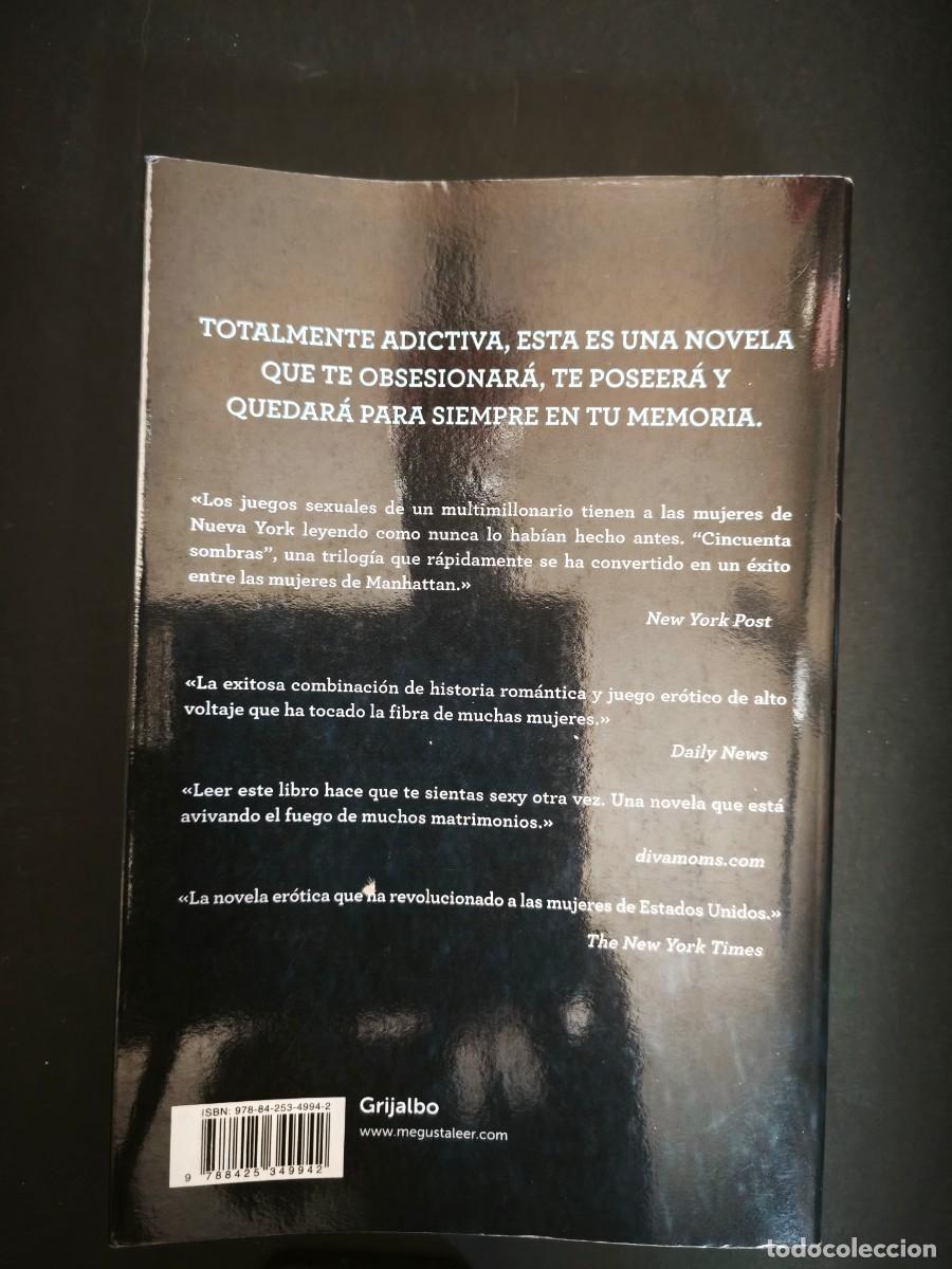 Libros de segunda mano: Cincuenta sombras de Grey - E. L. James - Foto 2