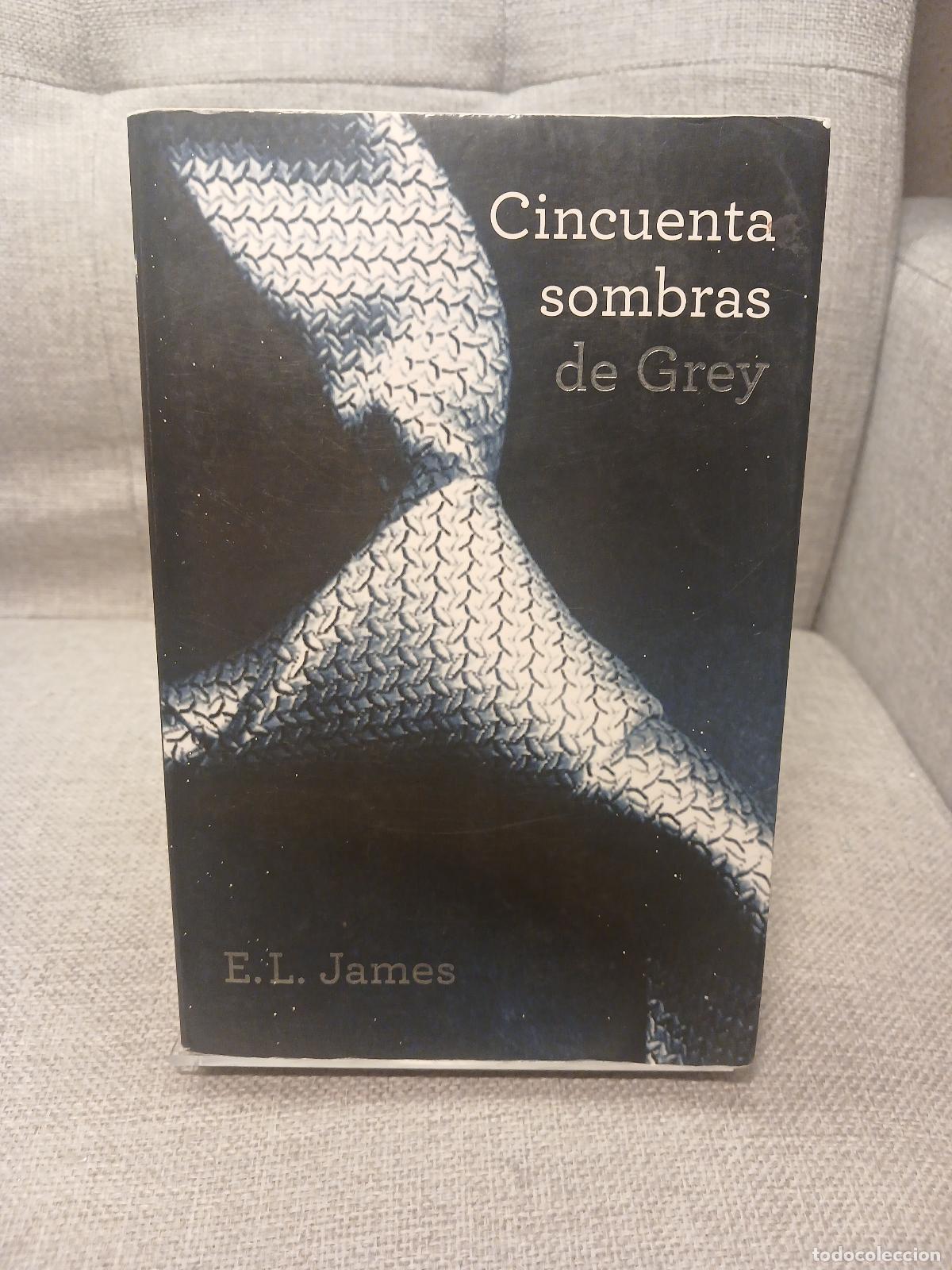 Libros de segunda mano: Cincuenta sombras de Grey - E. L. James - Foto 2