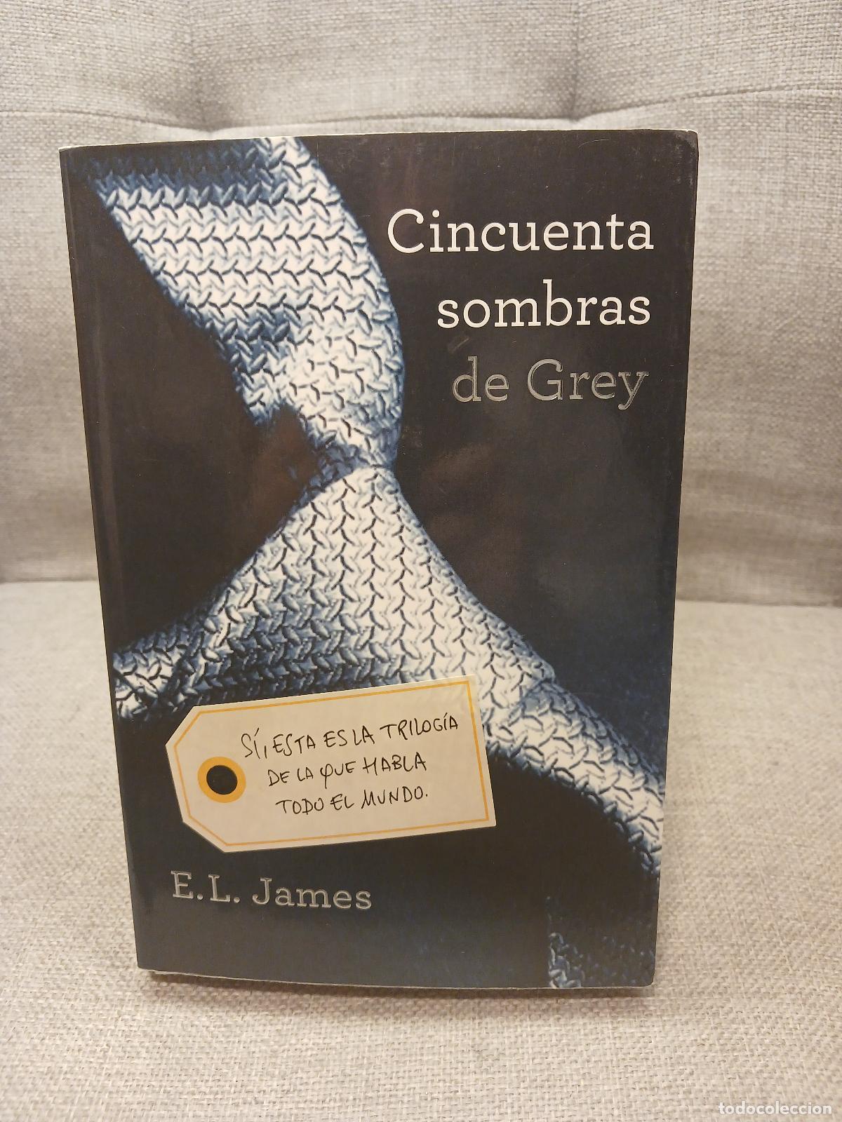 Libros de segunda mano: Cincuenta sombras de Grey - E. L. James - Foto 1