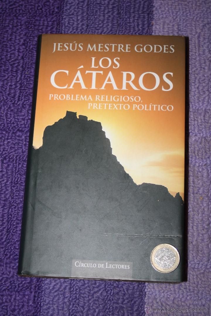Libros de segunda mano: LOS CATAROS JESUS MESTRE GODES - Foto 1