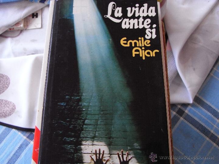 Libros de segunda mano: La vida ante s&iacute;. Emile Ajar. - Foto 1