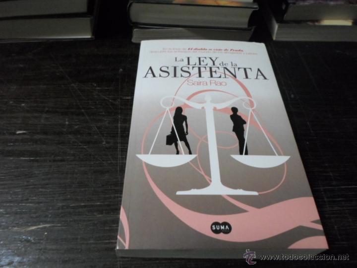 Libros de segunda mano: Saira Rao, La ley de la asistenta, Suma, 2008 - Foto 1