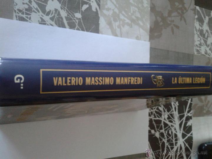 Libros de segunda mano: Libro La Ultima Legi&oacute;n De Valerio Massimo Manfredi. - Foto 2