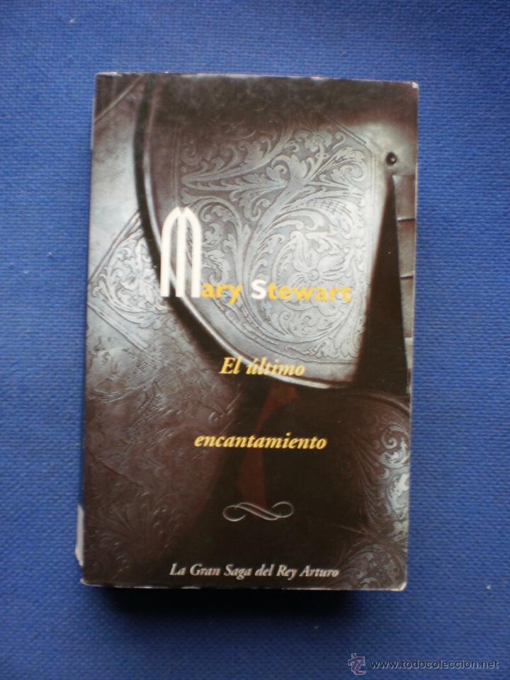 Libros de segunda mano: EL ULTIMO ENCANTAMIENTO - Foto 1