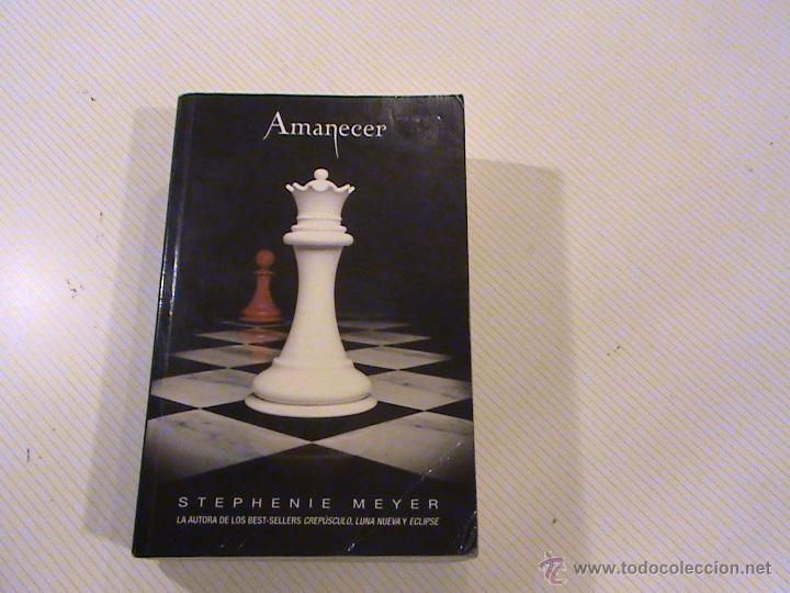 Libros de segunda mano: AMANECER. STEPHENIE MEYER. - Foto 1