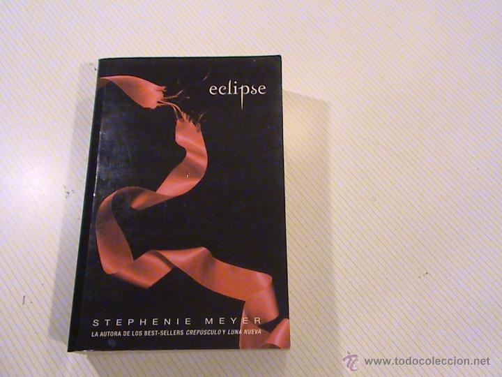 Libros de segunda mano: ECLIPSE. STEPHENIE MEYER - Foto 1