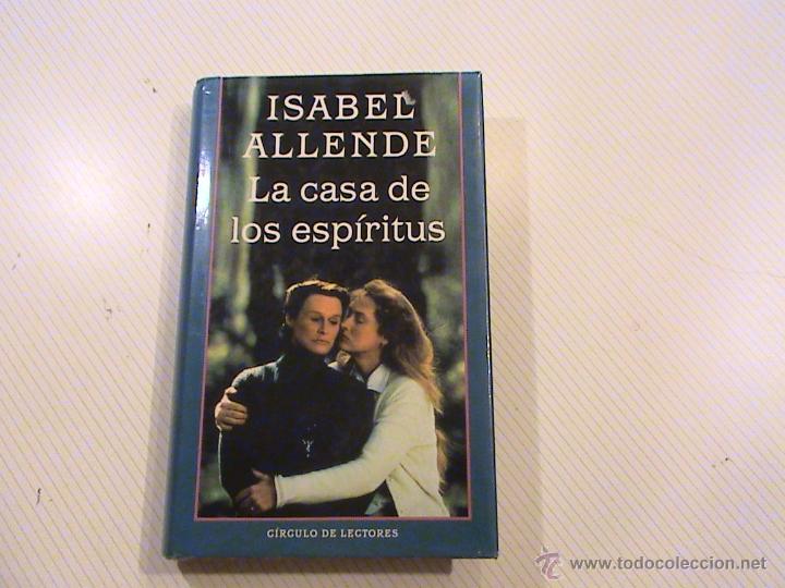 Libros de segunda mano: LA CASA DE LOS  ESP&Iacute;RITUS. ISABEL ALLENDE. - Foto 1