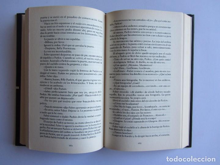 Libros de segunda mano: LA ISLA DE LAS TORMENTAS Ken Follett - Foto 2
