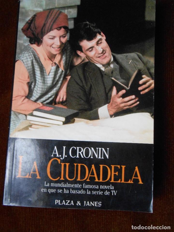 Libros de segunda mano: La Ciudadela - A.J. Cronin - Foto 1
