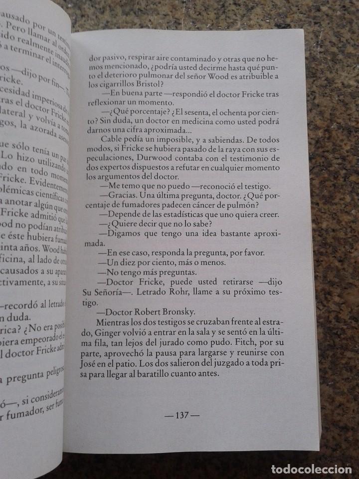 Libros de segunda mano: EL JURADO -- JOHN GRISHAM -- EDICIONES B - 2005 -- - Foto 2