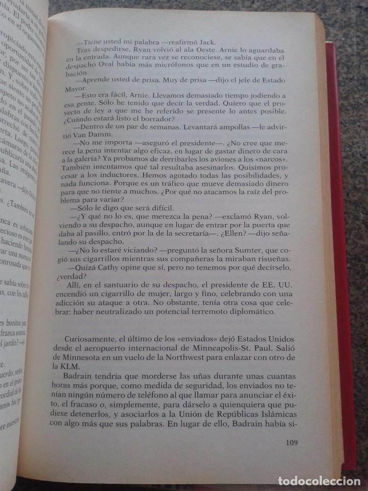 Libros de segunda mano: ORDENES EJECUTIVAS - LIBRO 1 Y 2 -- TOM CLANCY -- PLANETA -- 1988 -- - Foto 3