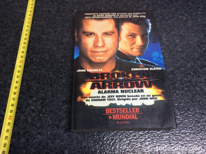 Libros de segunda mano: ALARMA NUCLEAR / BROKEN ARROW - Foto 1